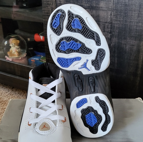 2002 Air Jordan 17+ PS Copper - Picture 5 of 7